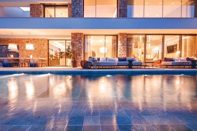 5 camera da letto Villa in vendita in Santa Eulalia / Santa Eularia con piscina garage - 4.400.000 € (Rif: 9800275)