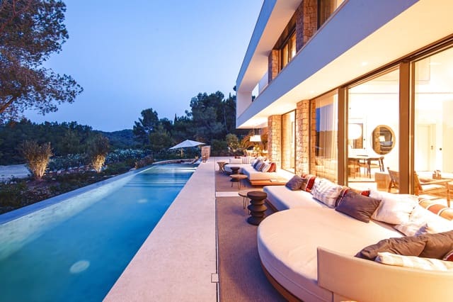 5 camera da letto Villa in vendita in Santa Eulalia / Santa Eularia con piscina garage - 4.400.000 € (Rif: 9800275)