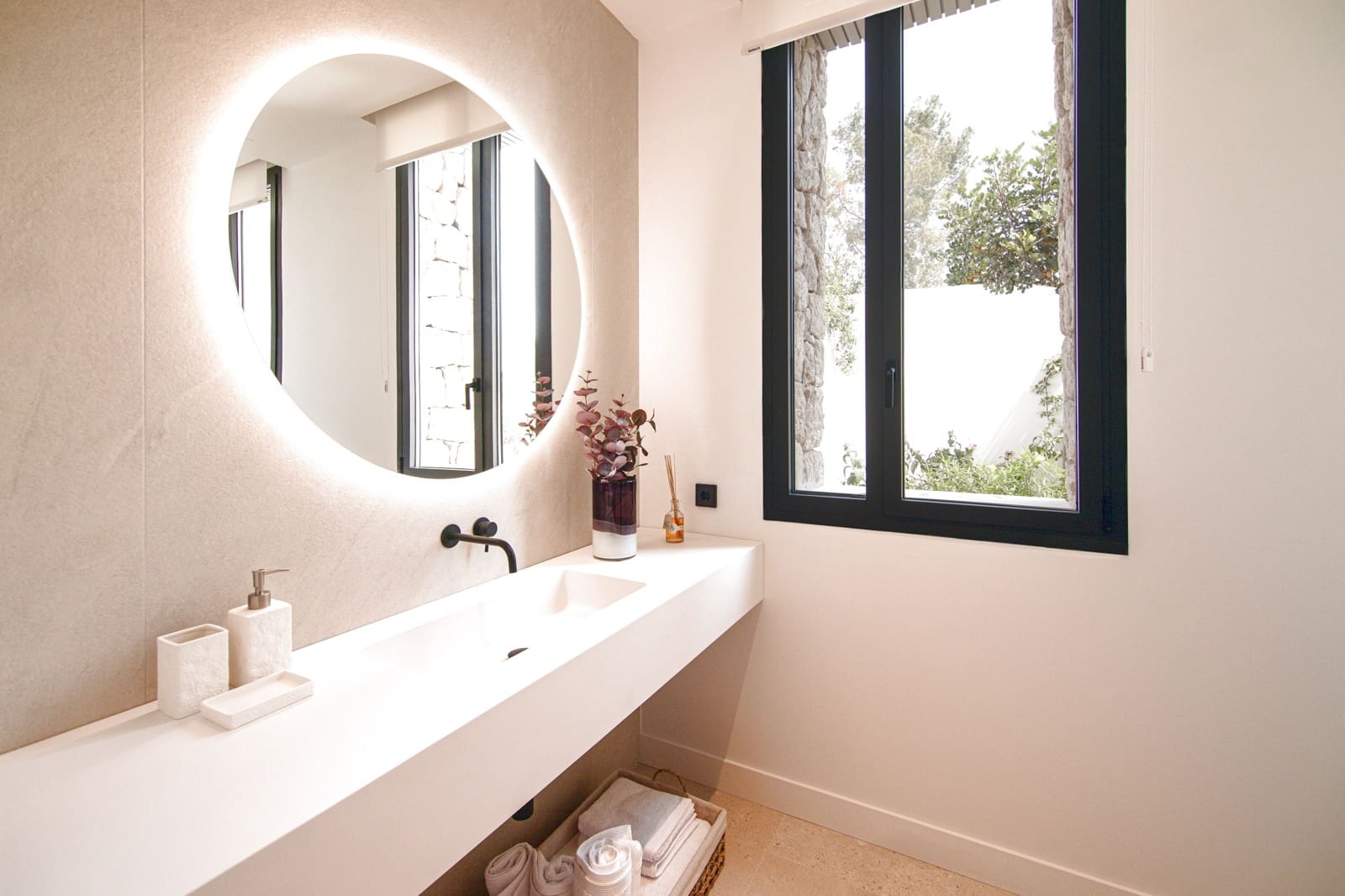 5 makuuhuone Huvila myytävänä paikassa Santa Eulalia / Santa Eularia mukana uima-altaan 
autotalli - 4 400 000 € (Ref: 9800275)