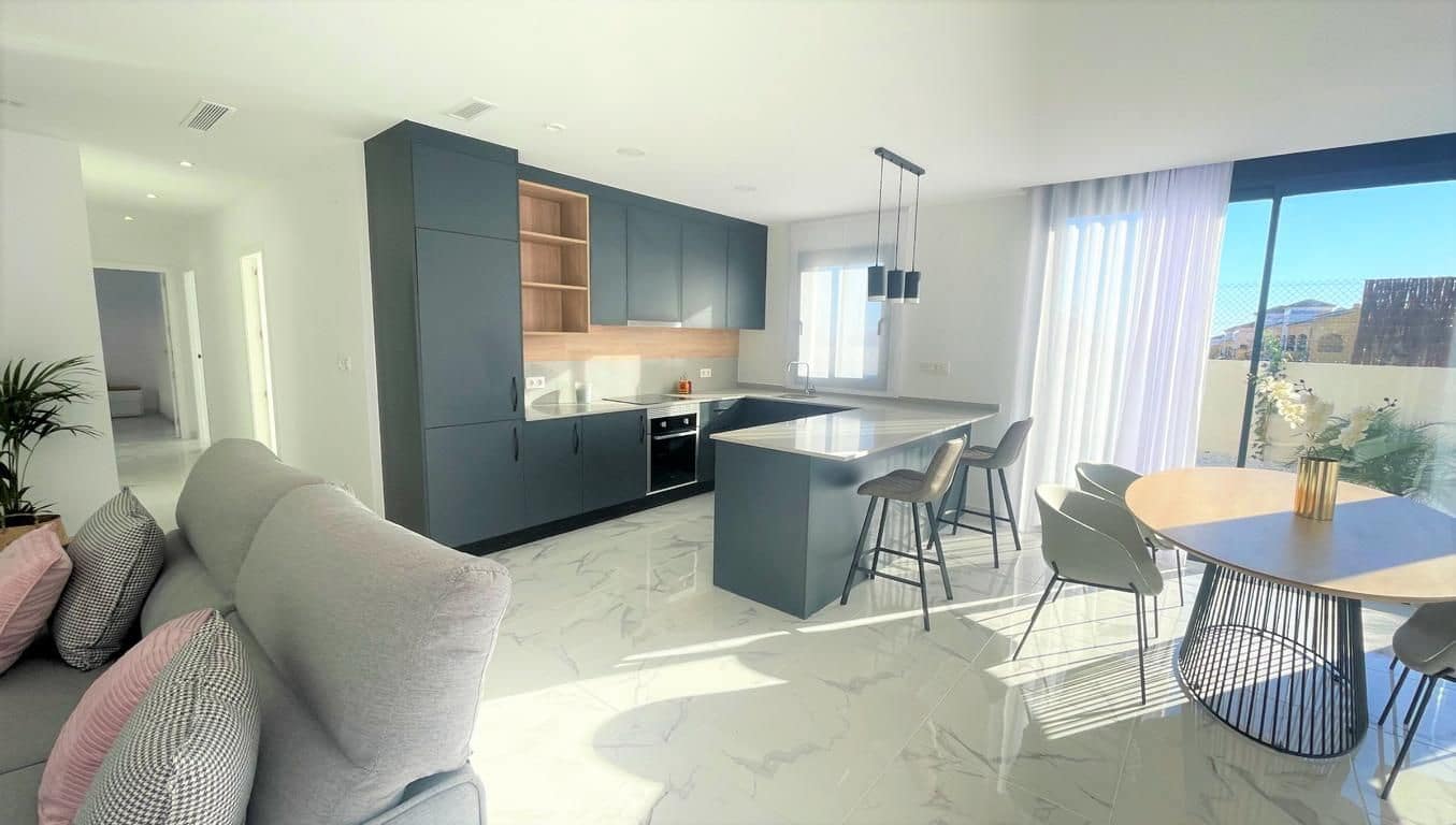 Chalet de 3 habitaciones en Los Montesinos en venta con piscina garaje - 398.900 € (Ref: 6685847)