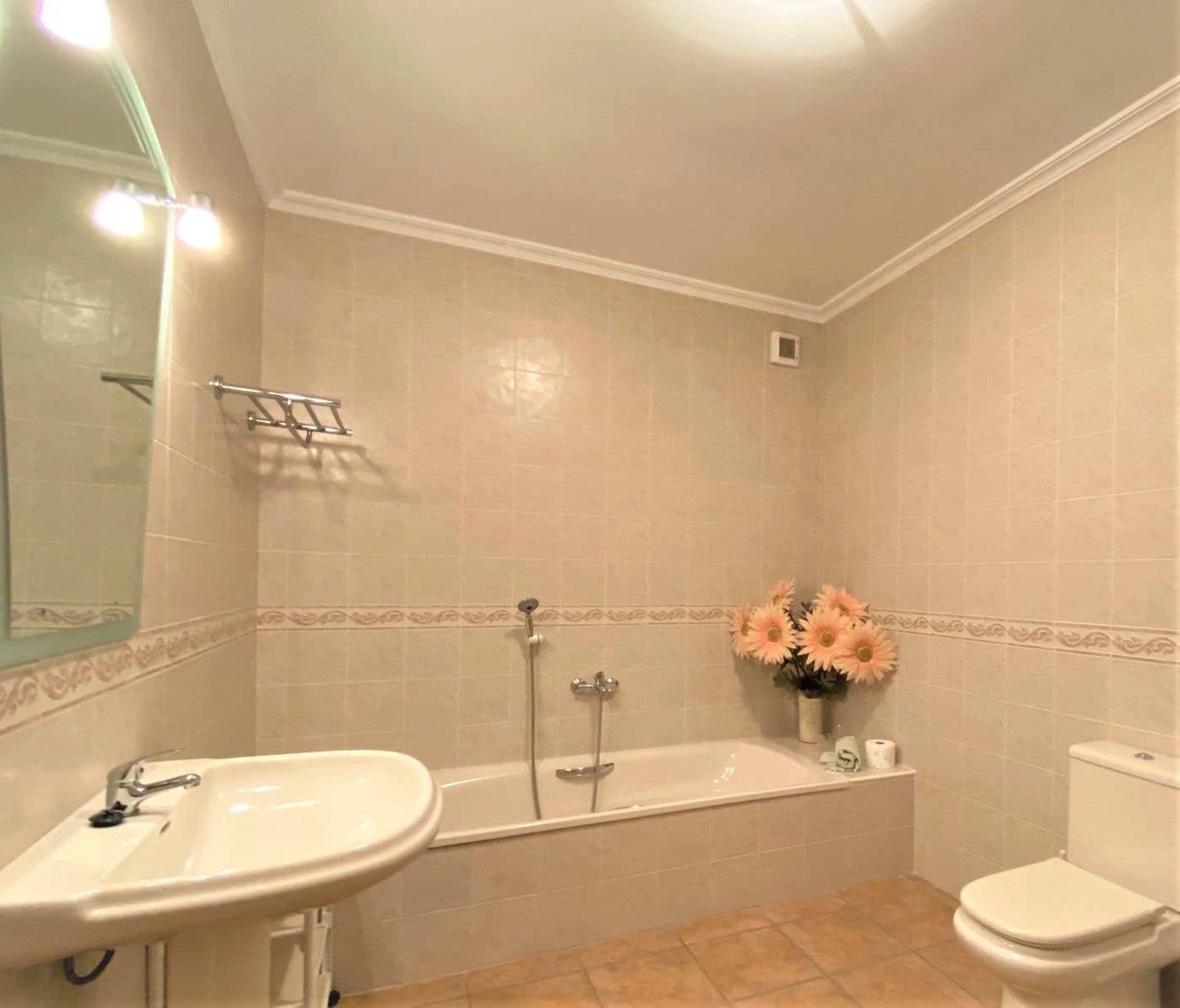 4 soveværelse Villa til salg i Altea med swimmingpool garage - € 649.000 (Ref: 6685848)