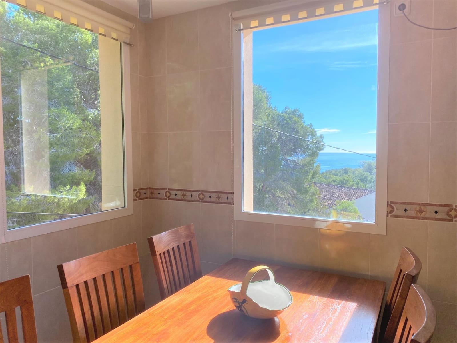 4 soveværelse Villa til salg i Altea med swimmingpool garage - € 649.000 (Ref: 6685848)