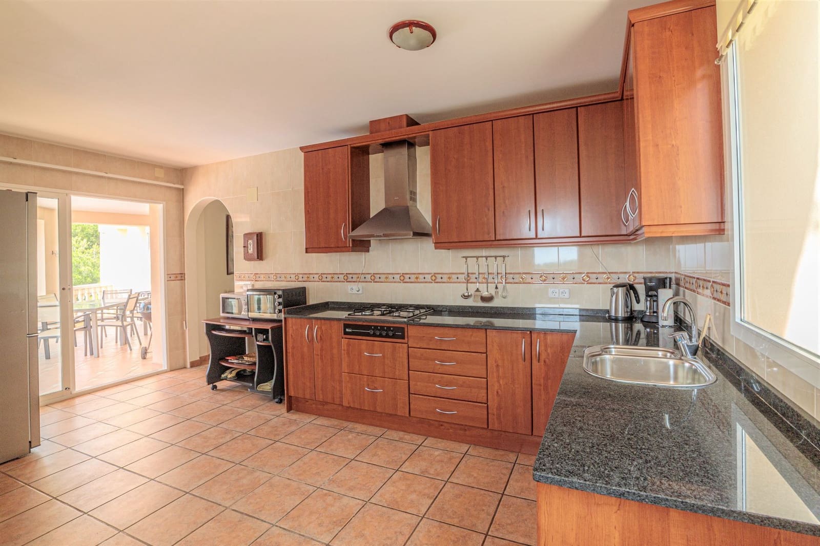 4 soveværelse Villa til salg i Altea med swimmingpool garage - € 649.000 (Ref: 6685848)