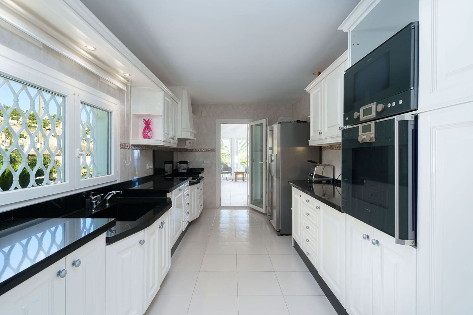 5 slaapkamer Villa te koop in Altea met zwembad garage - € 1.299.000 (Ref: 8090776)