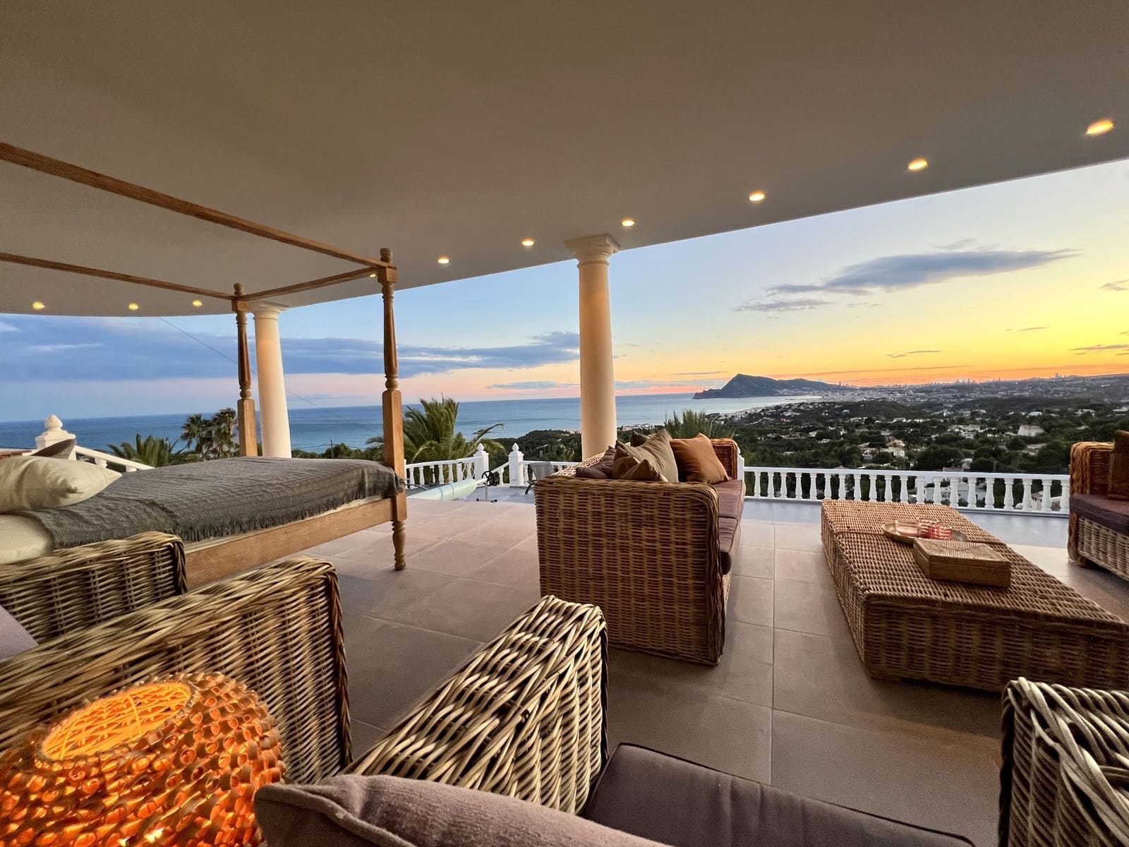 5 slaapkamer Villa te koop in Altea met zwembad garage - € 1.299.000 (Ref: 8090776)