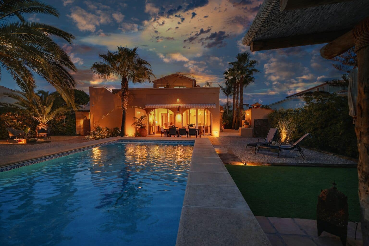 4 slaapkamer Villa te koop in Calpe / Calp met zwembad garage - € 875.000 (Ref: 9606788)