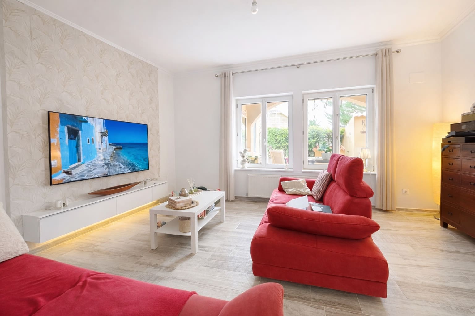 4 bedroom Villa for sale in Calpe / Calp with pool garage - € 875,000 (Ref: 9606788)