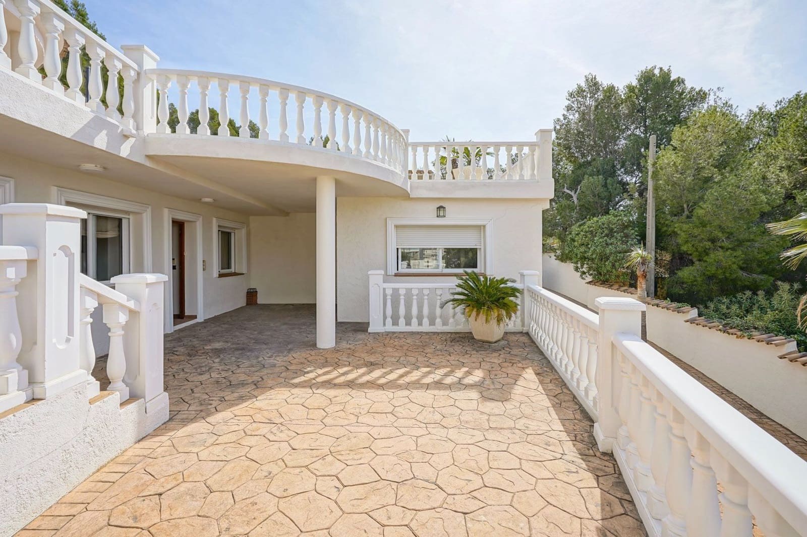 4 Zimmer Villa zu verkaufen in Altea mit Pool Garage - 1.295.000 € (Ref: 9629615)