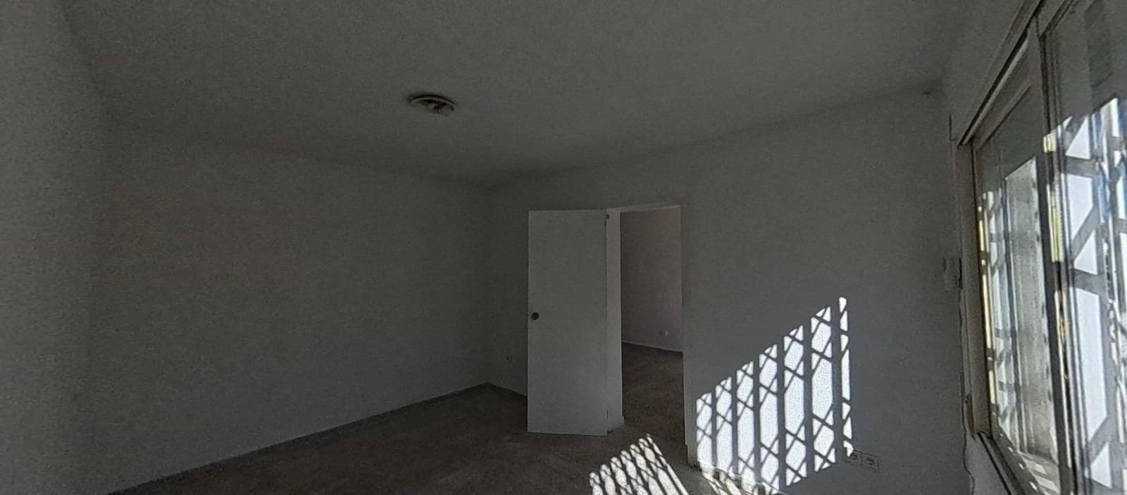 Piso de 3 habitaciones en Alfaz del Pi / L'Alfàs del Pi en venta con piscina - 170.000 € (Ref: 10005735)