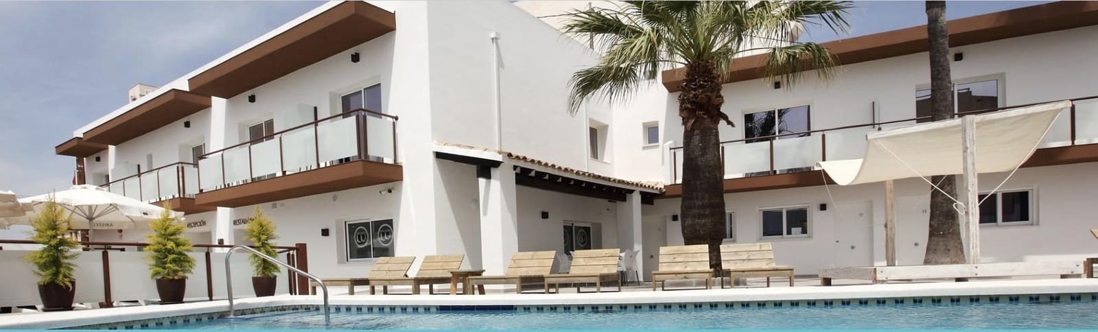 13 bedroom Hotel for sale in Alfaz del Pi / L'Alfas del Pi with pool - € 1,700,000 (Ref: 10017622)