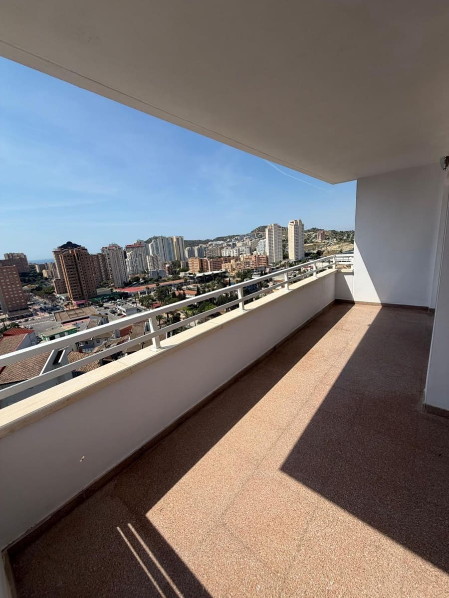 1 quarto Apartamento para venda em Benidorm com piscina - 225 000 € (Ref: 10086332)