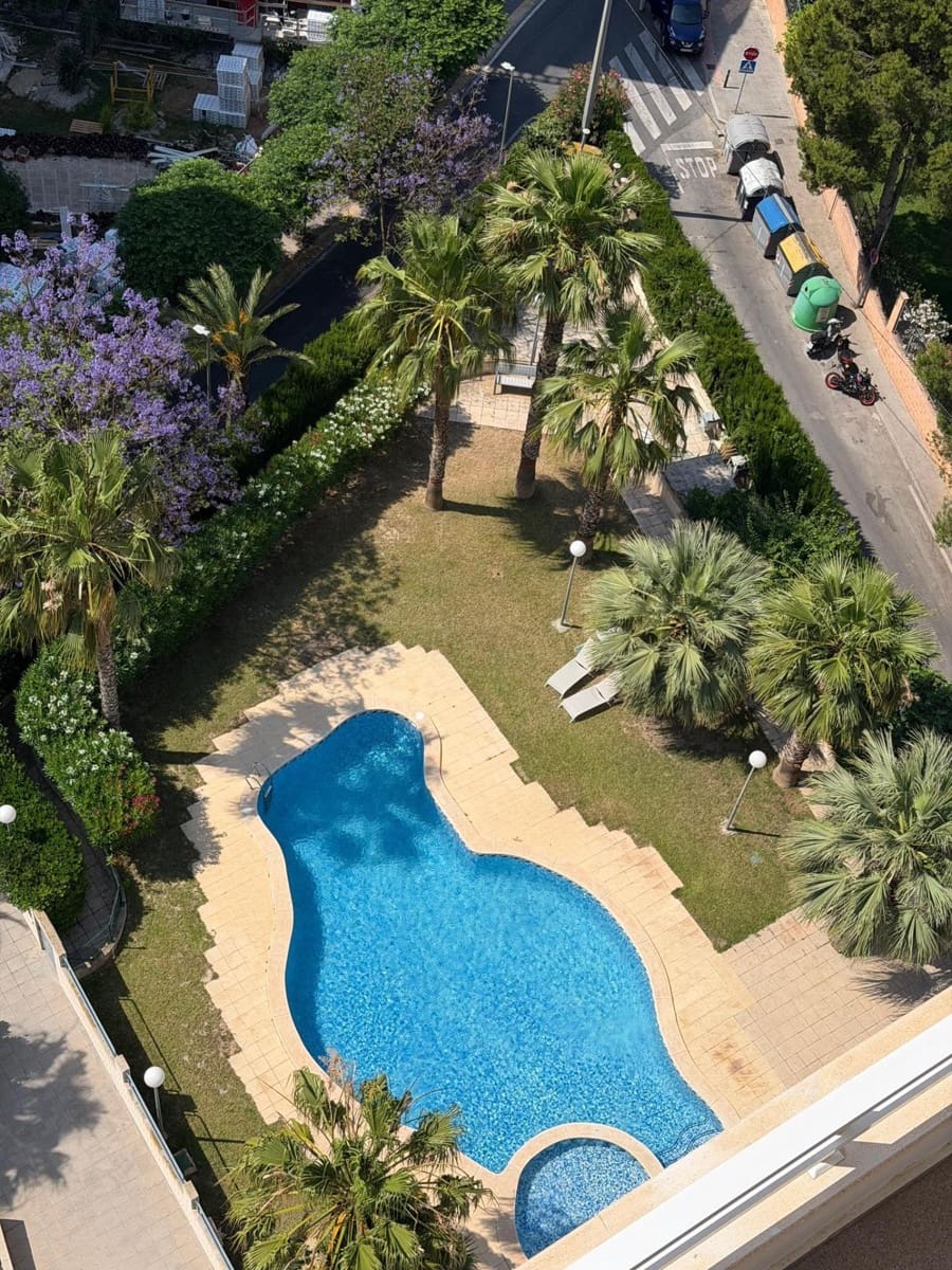 1 quarto Apartamento para venda em Benidorm com piscina - 225 000 € (Ref: 10086332)