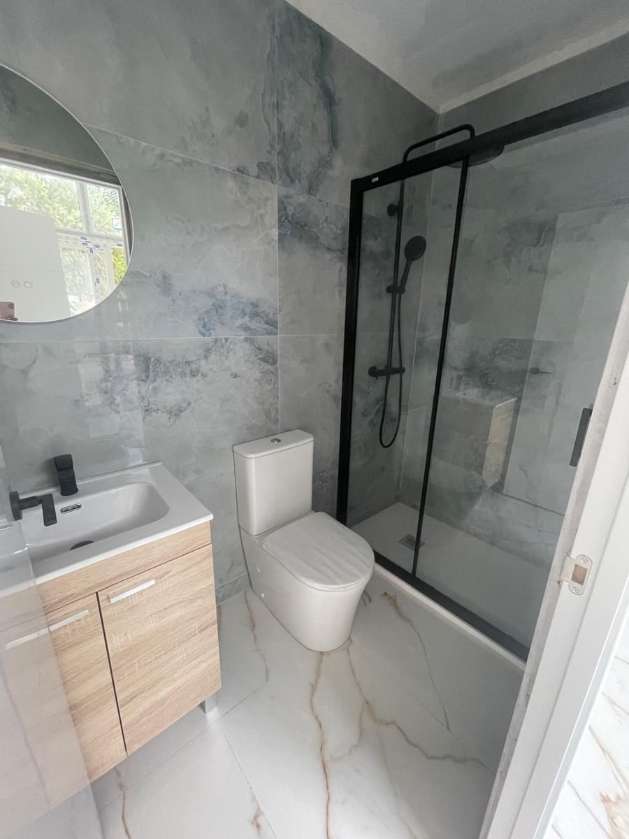 2 sovrum Lägenhet till salu i Benidorm med pool - 247 000 € (Ref: 10089853)