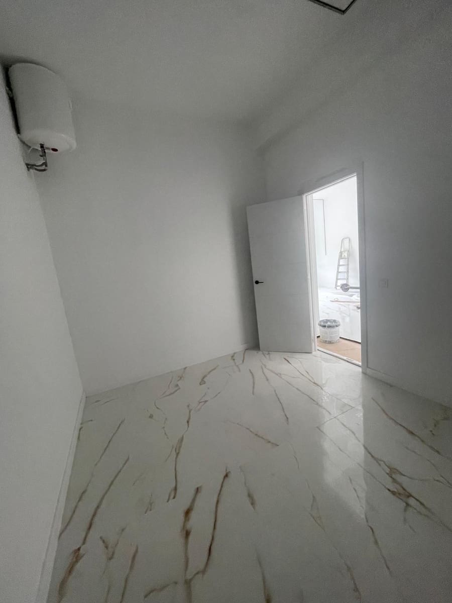2 sovrum Lägenhet till salu i Benidorm med pool - 247 000 € (Ref: 10089853)