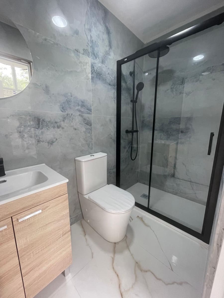 2 sovrum Lägenhet till salu i Benidorm med pool - 247 000 € (Ref: 10089853)