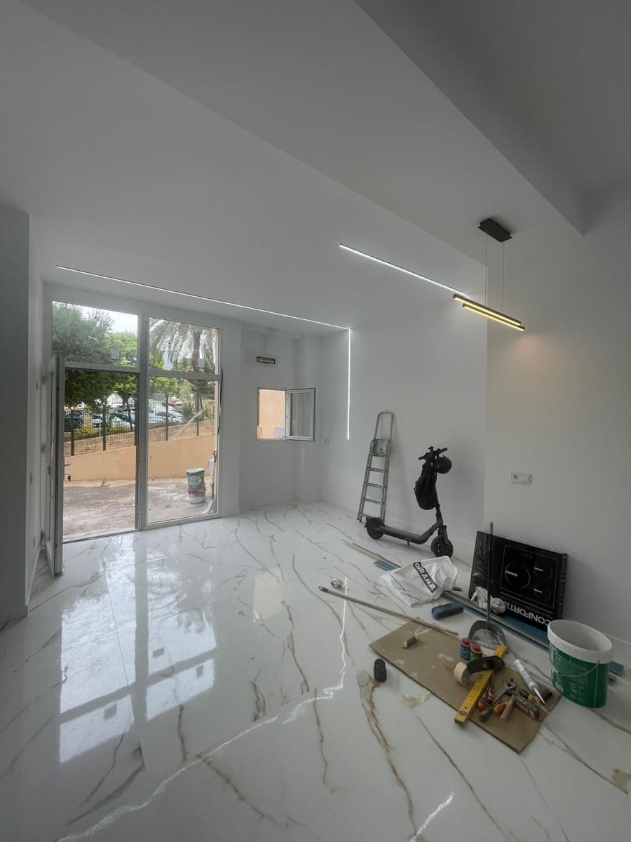 2 sovrum Lägenhet till salu i Benidorm med pool - 247 000 € (Ref: 10089853)