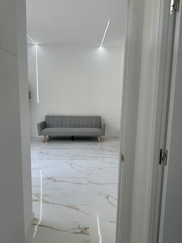 Piso de 2 habitaciones en Poniente, Benidorm en venta con piscina - 247.000 € (Ref: 10089853)