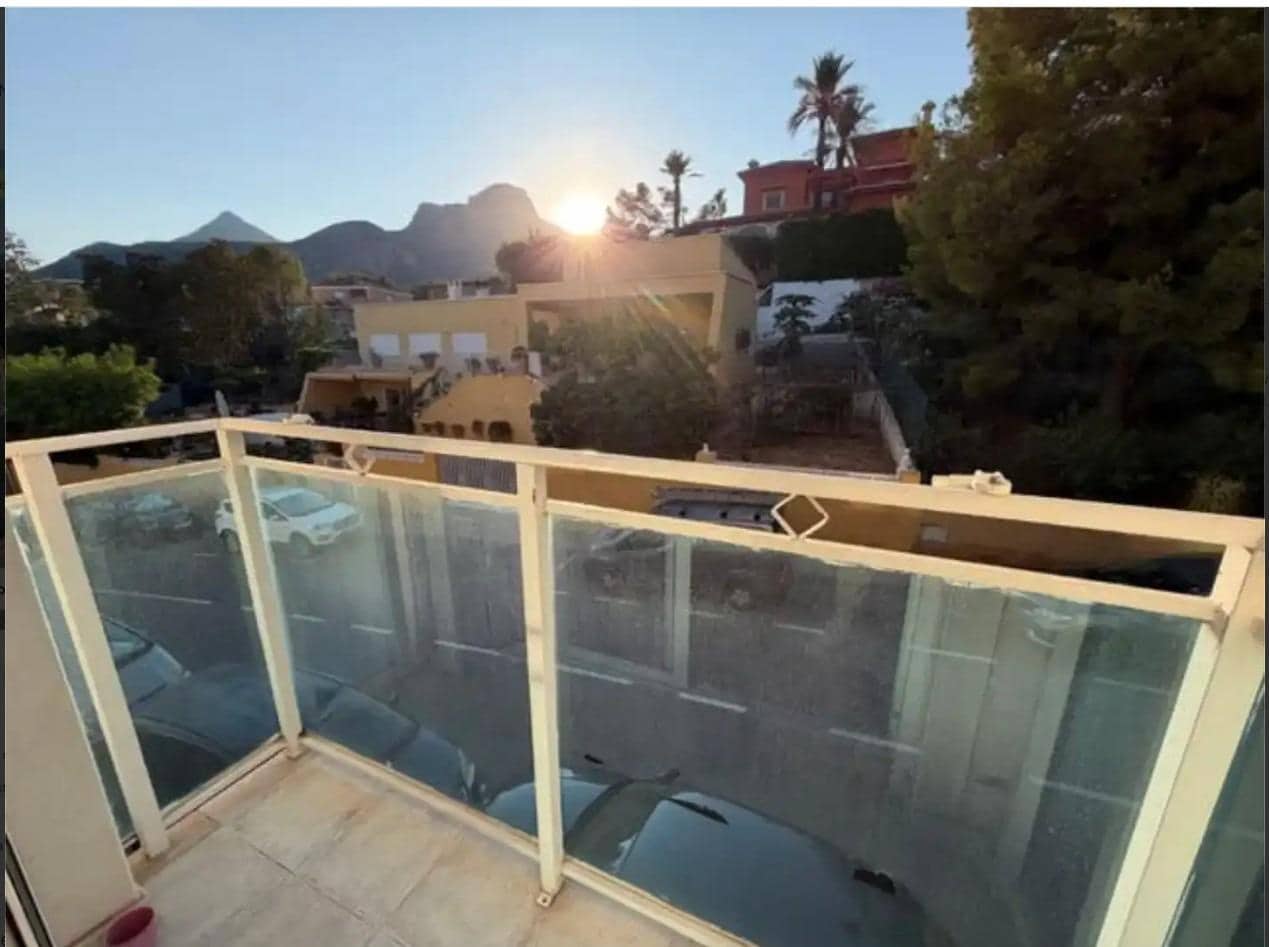 Piso de 2 habitaciones en La Nucia en venta - 185.000 € (Ref: 10098551)