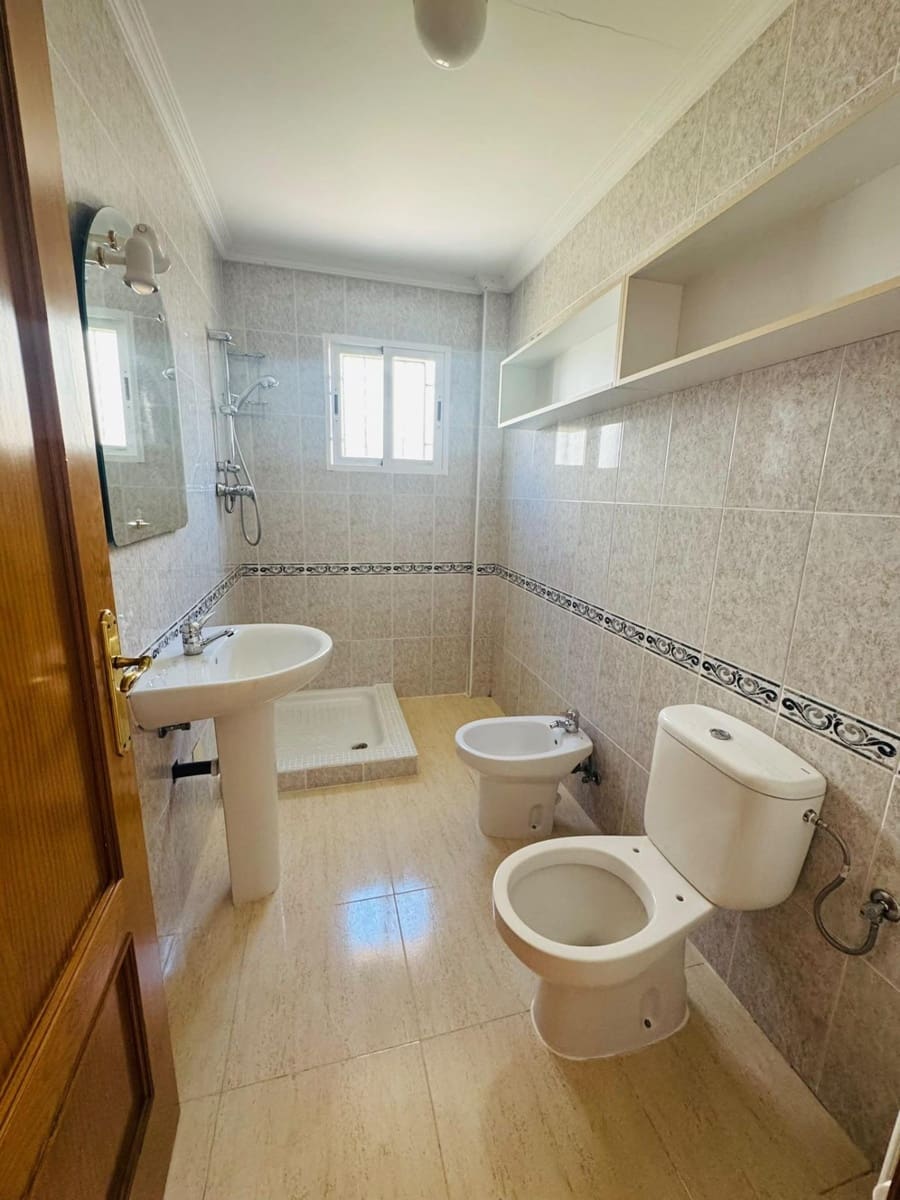 Adosado de 2 habitaciones en Polop en venta con piscina garaje - 299.000 € (Ref: 10109844)