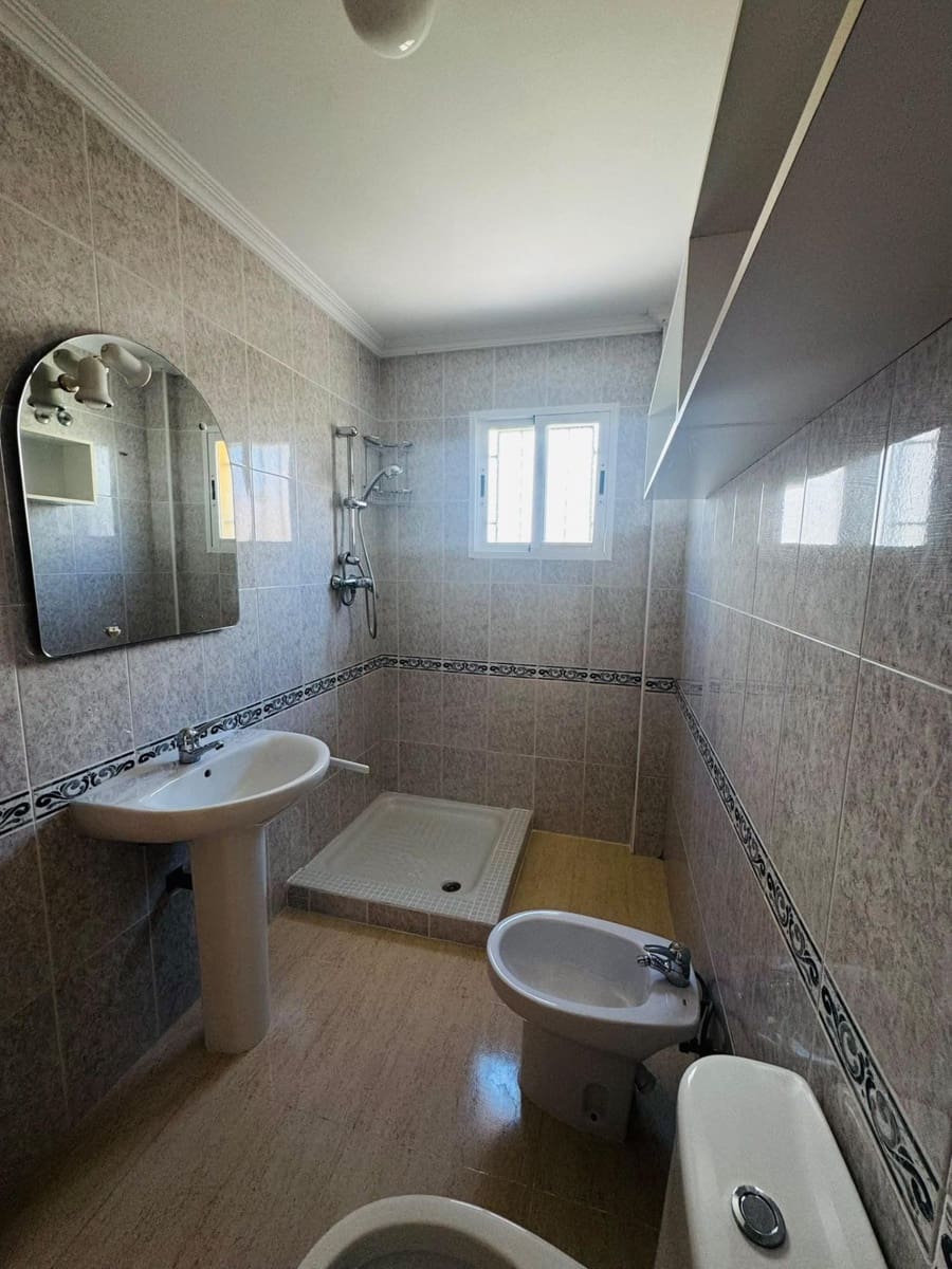 Adosado de 2 habitaciones en Polop en venta con piscina garaje - 299.000 € (Ref: 10109844)