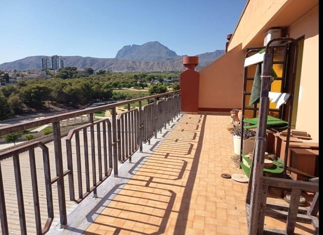 3 Zimmer Penthouse zu verkaufen in Colonia Madrid, Benidorm mit Garage - 550.000 € (Ref: 10136206)