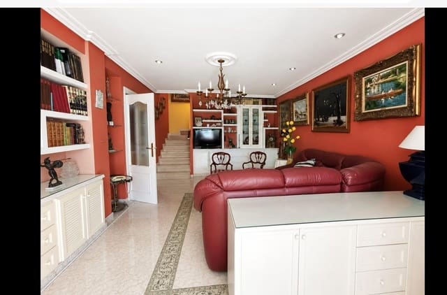 3 Zimmer Penthouse zu verkaufen in Colonia Madrid, Benidorm mit Garage - 550.000 € (Ref: 10136206)