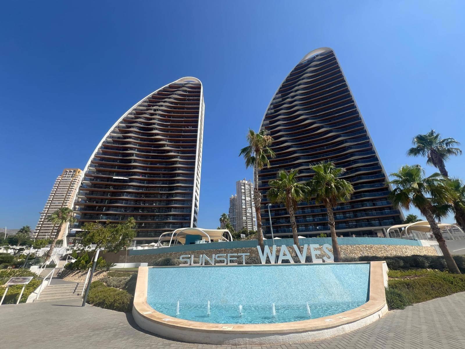 2 soverom Leilighet til salgs i Benidorm med svømmebasseng - € 680 000 (Ref: 10159838)