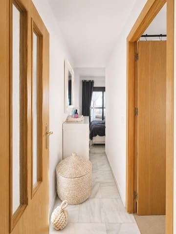 Apartamento de 2 habitaciones en Via Parque, Benidorm en venta con piscina garaje - 375.000 € (Ref: 10174108)