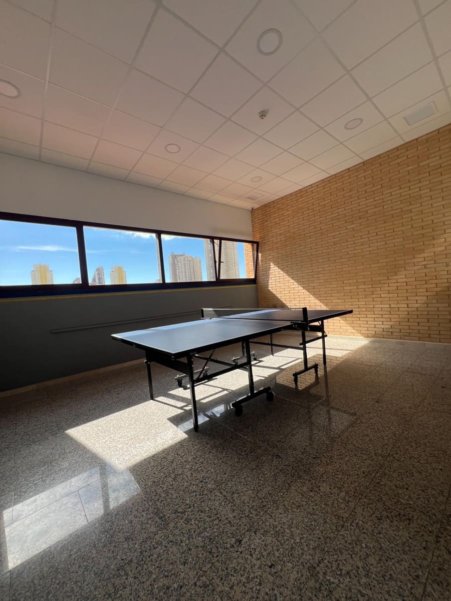 Apartamento de 2 habitaciones en Benidorm en venta con piscina garaje - 375.000 € (Ref: 10174108)