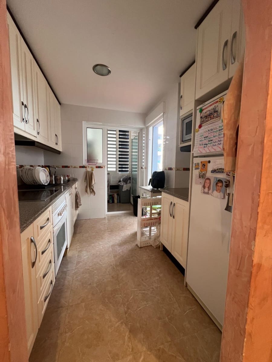 2 bedroom Flat for sale in La Villajoyosa / Vila Joiosa with pool garage - € 252,500 (Ref: 10174109)