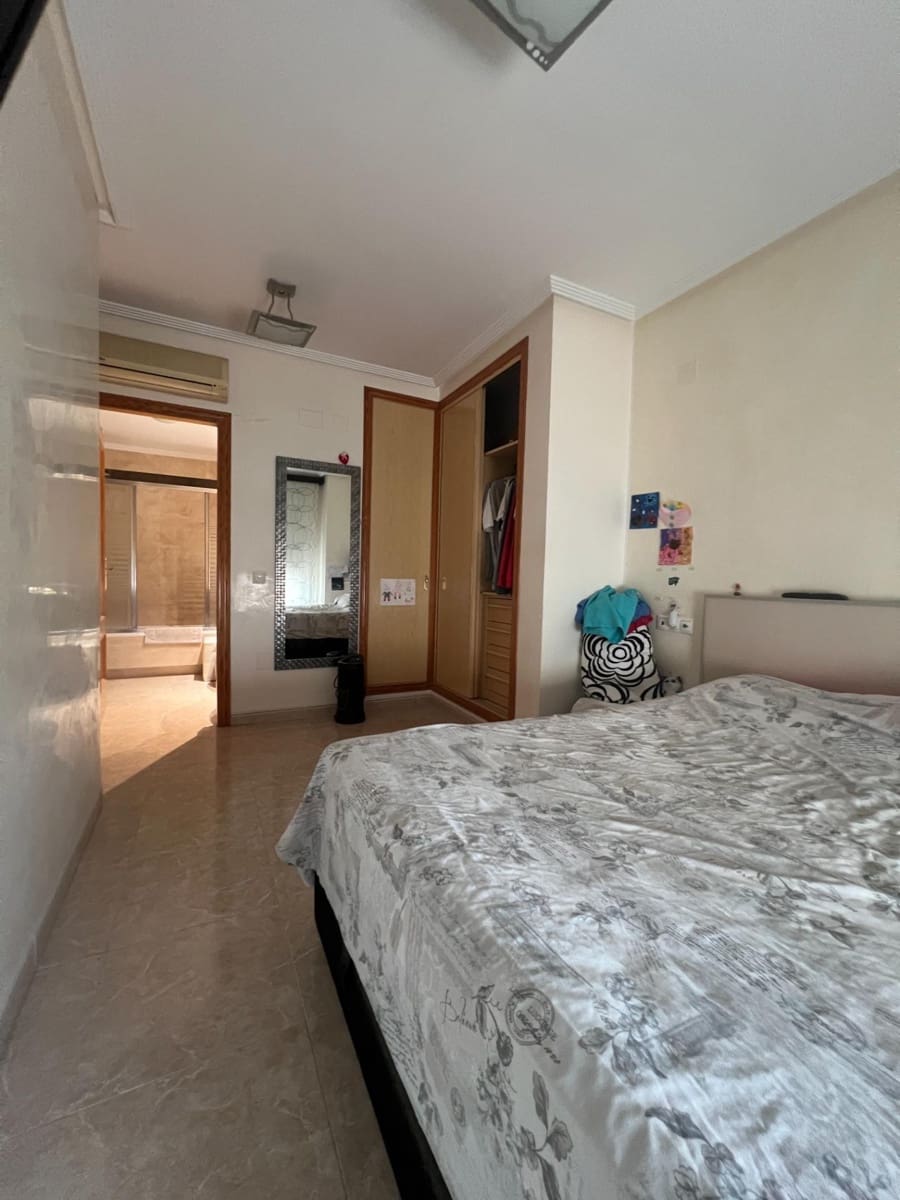 2 bedroom Flat for sale in La Villajoyosa / Vila Joiosa with pool garage - € 252,500 (Ref: 10174109)