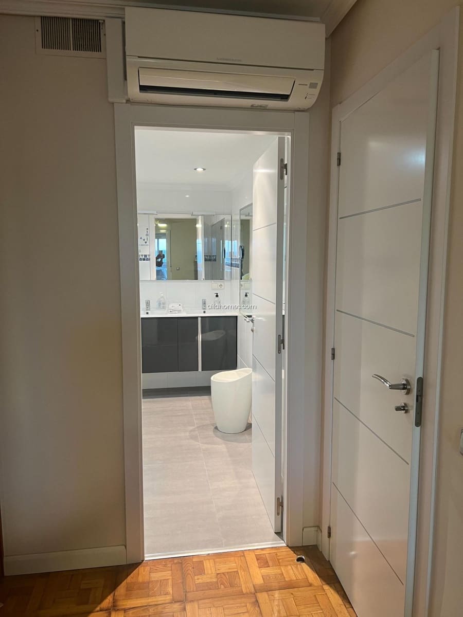 3 soveværelse Lejlighed til salg i Benidorm med garage - € 650.000 (Ref: 8066375)