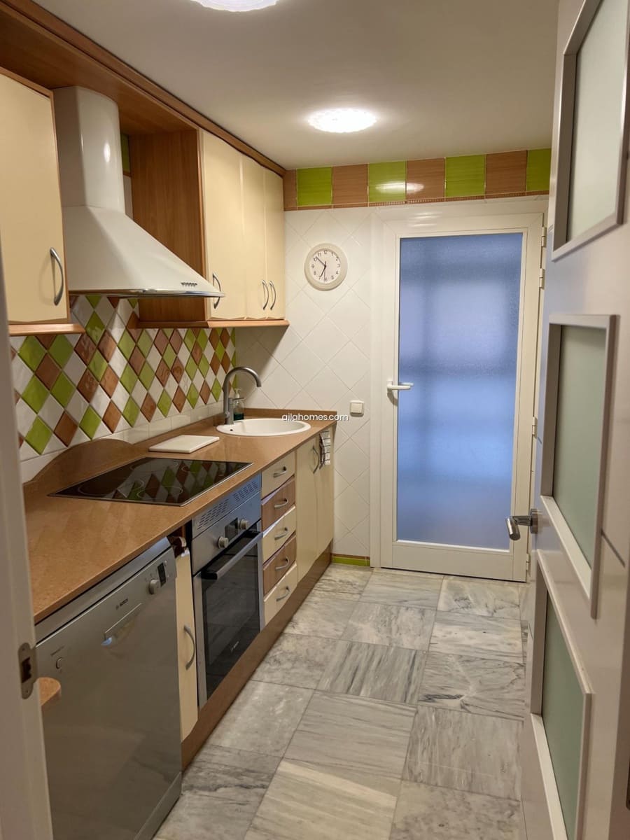 3 soveværelse Lejlighed til salg i Benidorm med garage - € 650.000 (Ref: 8066375)