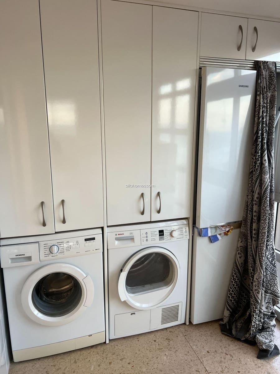 3 soveværelse Lejlighed til salg i Benidorm med garage - € 650.000 (Ref: 8066375)