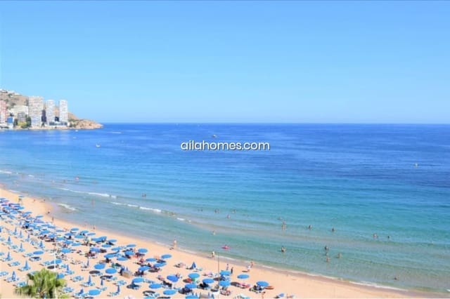 Piso de 3 habitaciones en Levante, Benidorm en venta con garaje - 525.000 € (Ref: 8066380)