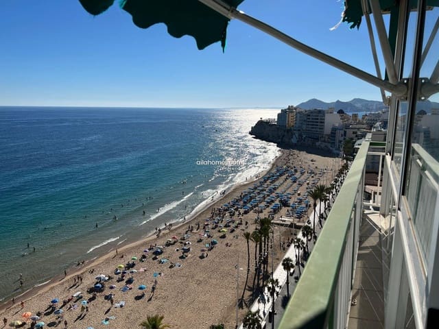 Piso de 3 habitaciones en Levante, Benidorm en venta con garaje - 525.000 € (Ref: 8066380)