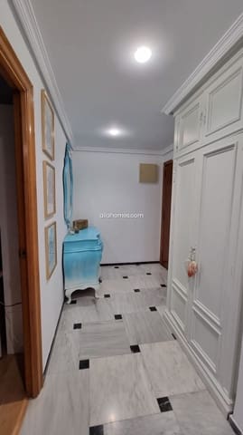 Piso de 3 habitaciones en Levante, Benidorm en venta con garaje - 525.000 € (Ref: 8066380)