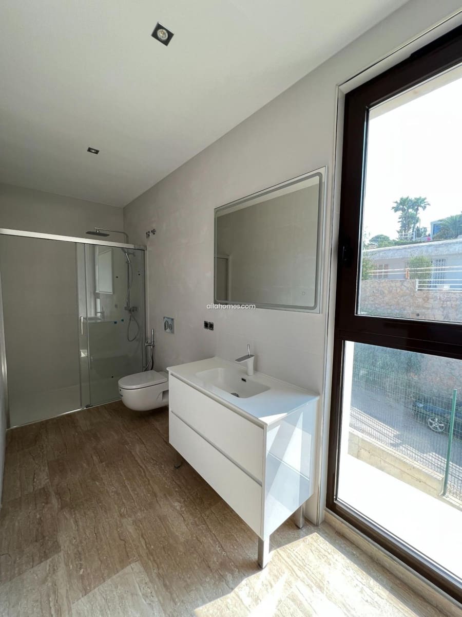 Chalet de 4 habitaciones en Benidorm en venta con piscina garaje - 2.650.000 € (Ref: 8066394)