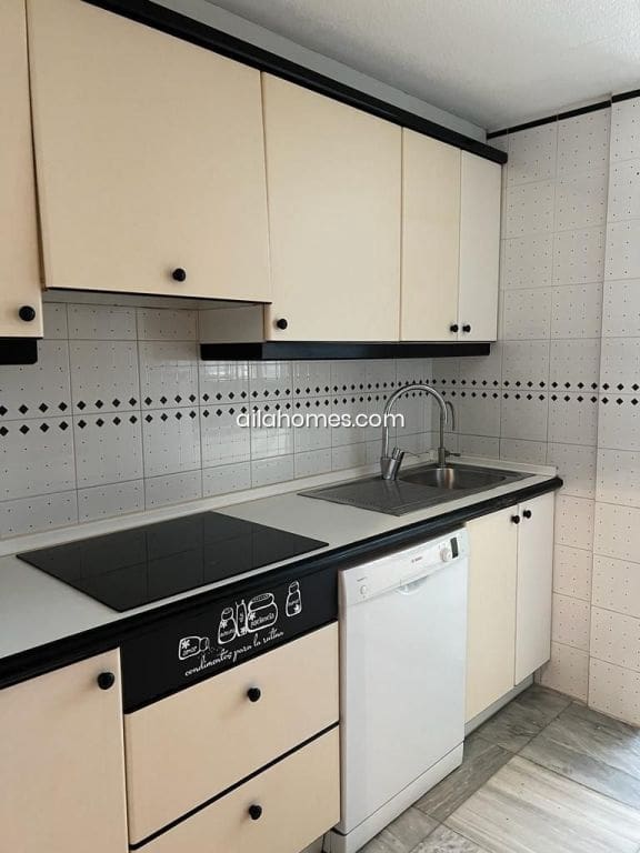 3 soveværelse Lejlighed til salg i Benidorm - € 525.000 (Ref: 8066396)