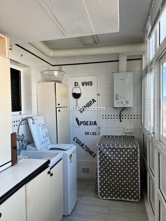 3 soveværelse Lejlighed til salg i Benidorm - € 525.000 (Ref: 8066396)