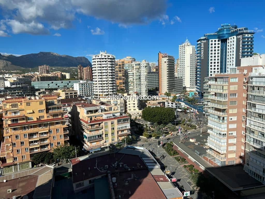 3 soveværelse Lejlighed til salg i Benidorm - € 525.000 (Ref: 8066396)