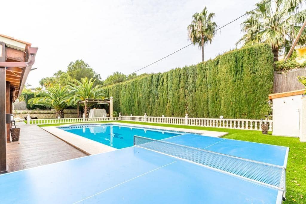 4 chambre Villa/Maison à vendre à Alfaz del Pi / L'Alfas del Pi avec piscine garage - 799 000 € (Ref: 8206755)