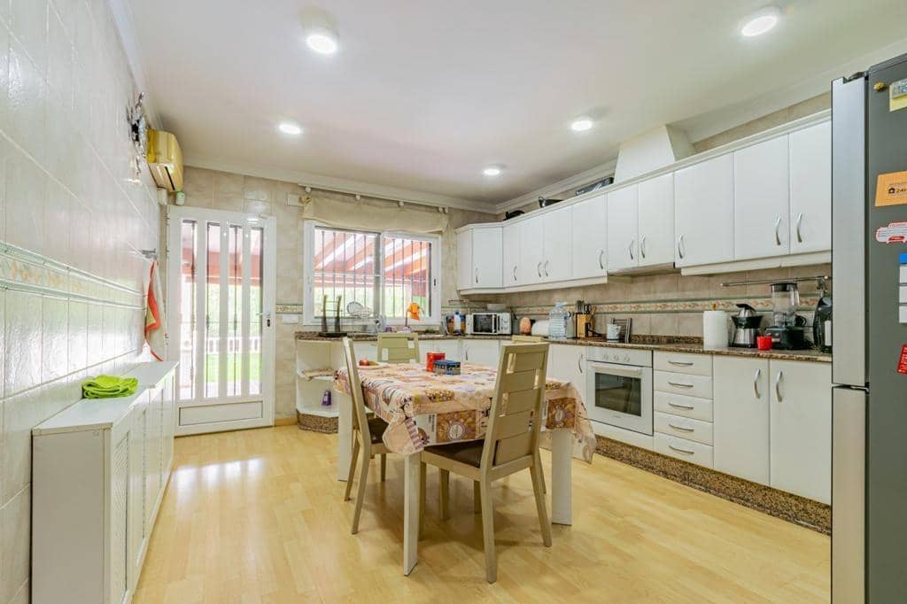 4 chambre Villa/Maison à vendre à Alfaz del Pi / L'Alfas del Pi avec piscine garage - 799 000 € (Ref: 8206755)