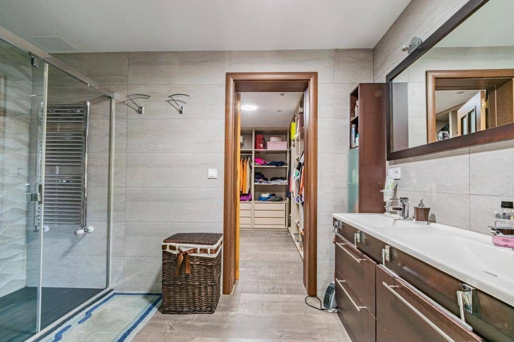 4 chambre Villa/Maison à vendre à Alfaz del Pi / L'Alfas del Pi avec piscine garage - 799 000 € (Ref: 8206755)