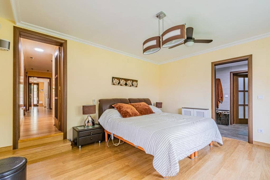 4 chambre Villa/Maison à vendre à Alfaz del Pi / L'Alfas del Pi avec piscine garage - 799 000 € (Ref: 8206755)