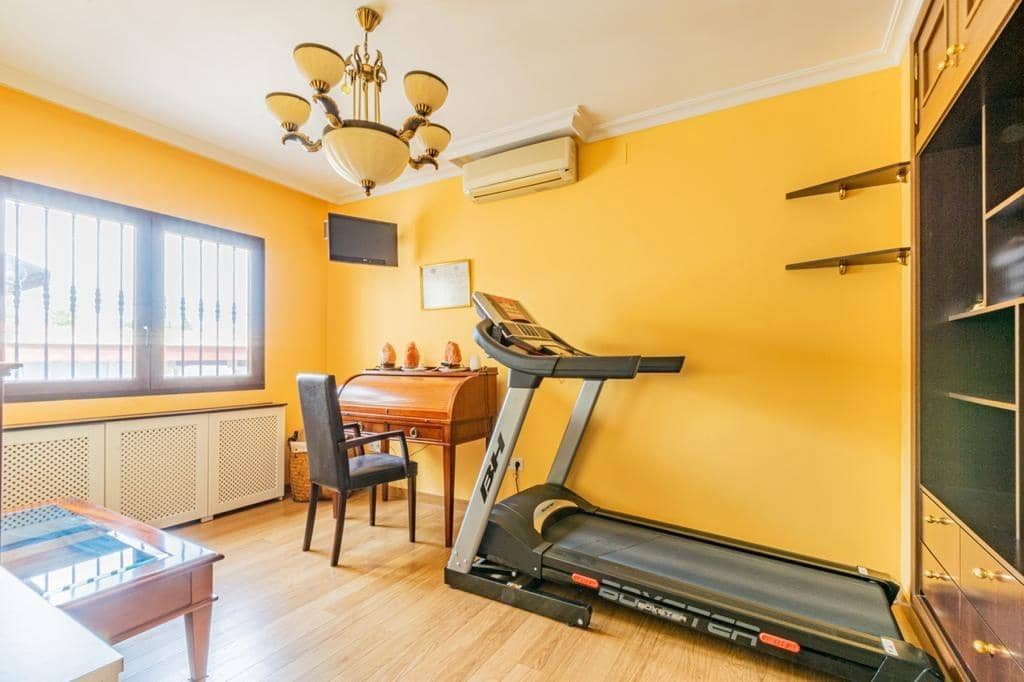 4 chambre Villa/Maison à vendre à Alfaz del Pi / L'Alfas del Pi avec piscine garage - 799 000 € (Ref: 8206755)