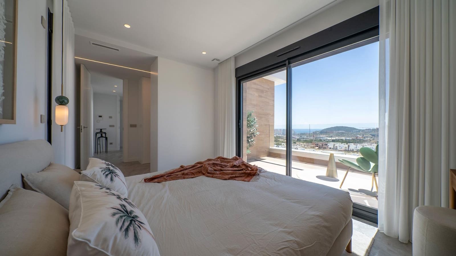 4 bedroom Villa for sale in Finestrat with pool - € 1,400,000 (Ref: 8298284)