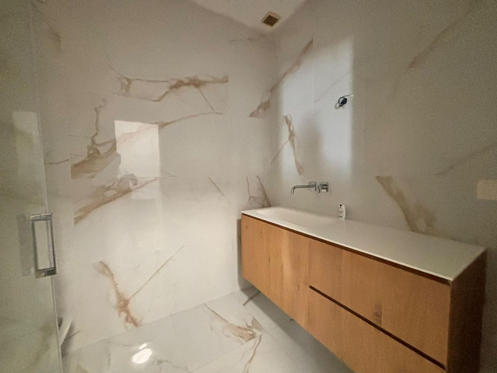 6 bedroom Villa for sale in Alfaz del Pi / L'Alfas del Pi with pool - € 525,000 (Ref: 8445850)