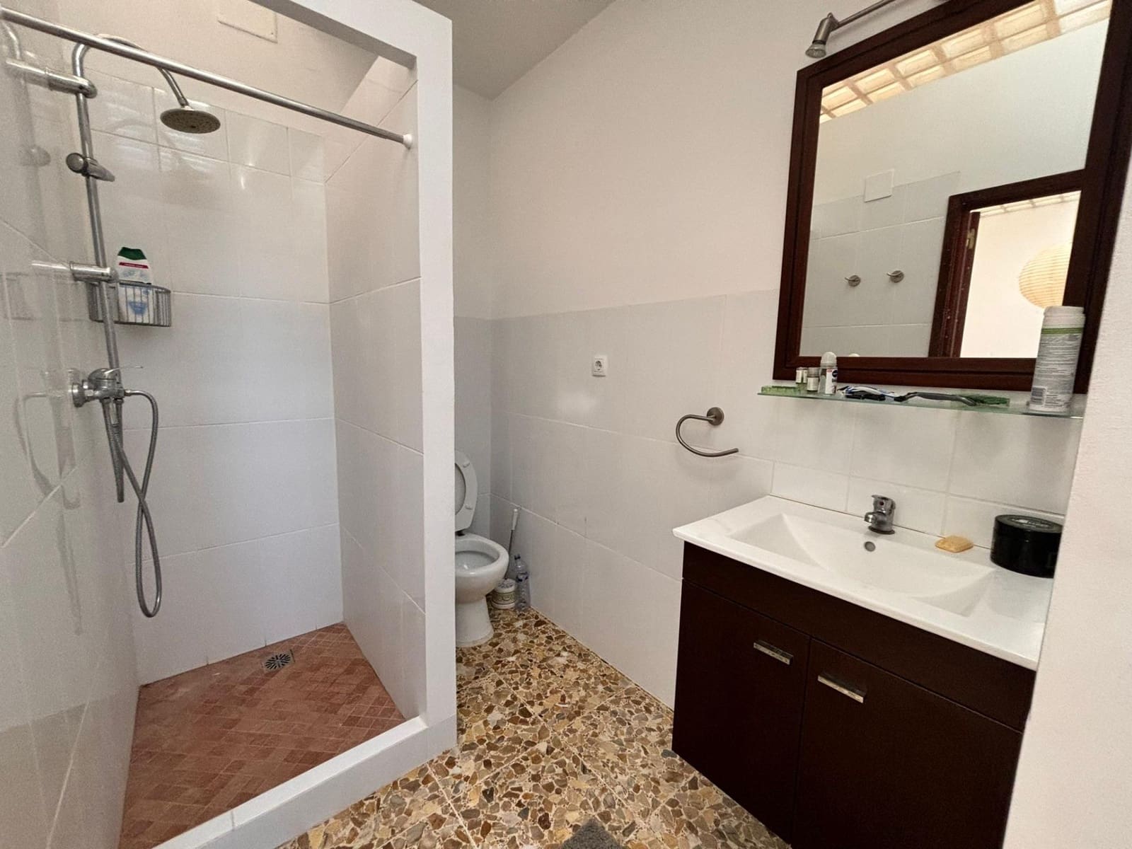 6 bedroom Villa for sale in Alfaz del Pi / L'Alfas del Pi with pool - € 525,000 (Ref: 8445850)