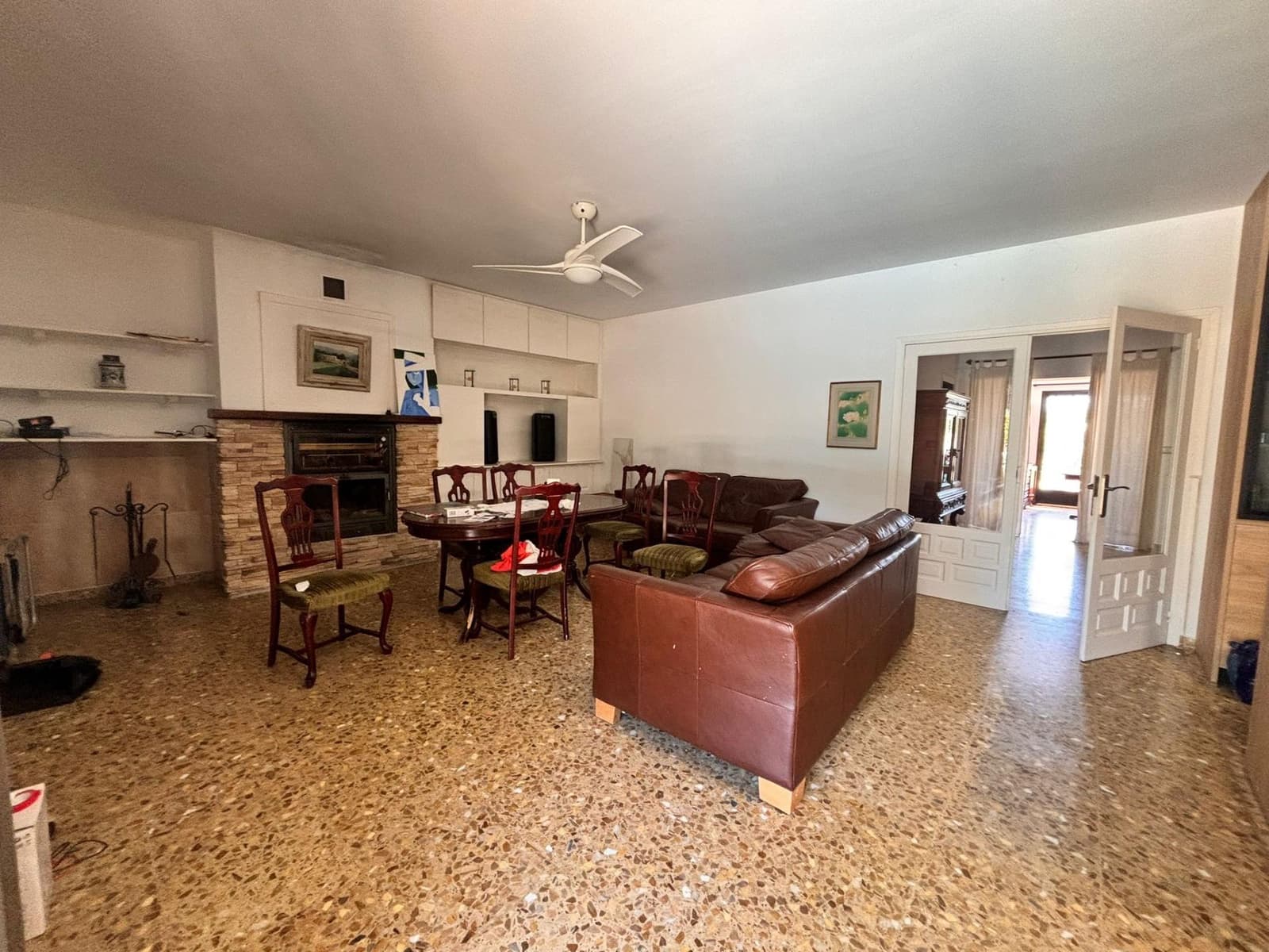 6 bedroom Villa for sale in Alfaz del Pi / L'Alfas del Pi with pool - € 525,000 (Ref: 8445850)